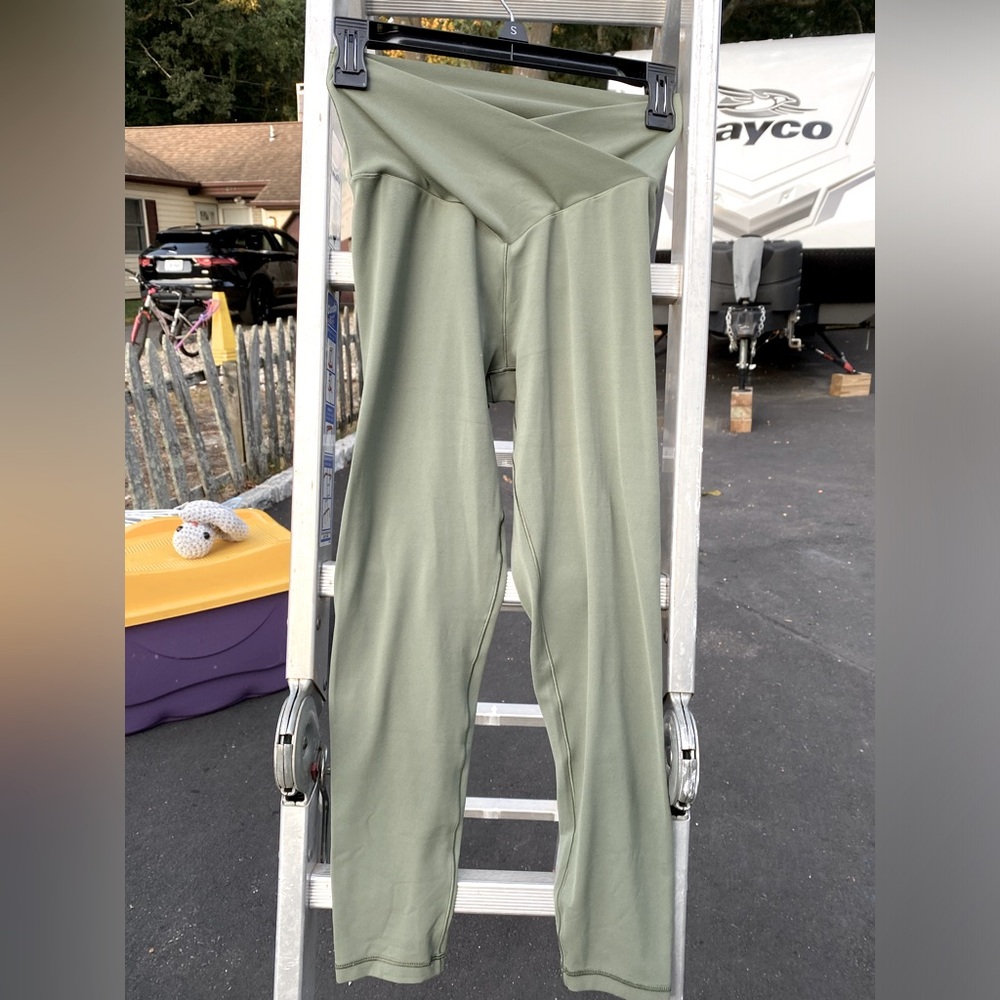 Aerie olive green crossover leggings